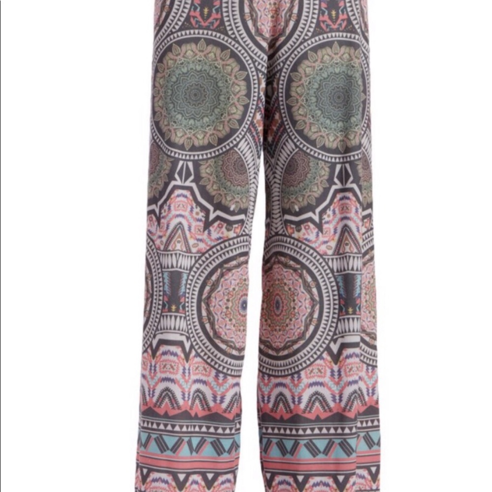 😍NWT Gray Geometric Drawstring Pants Small - Picture 2 of 4